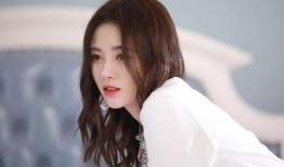 今日八卦爆料鞠婧祎,神秘男友身份引网友热议！”